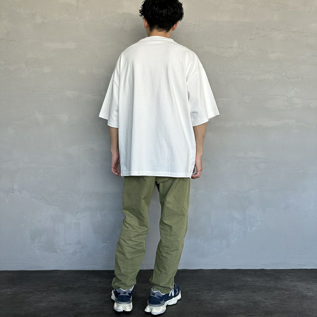 THE FOX [ザフォックス] 別注 ワンポイントロゴTシャツ [PN23S015-JF] WHITE &&モデル身長：168cm 着用サイズ：L&&