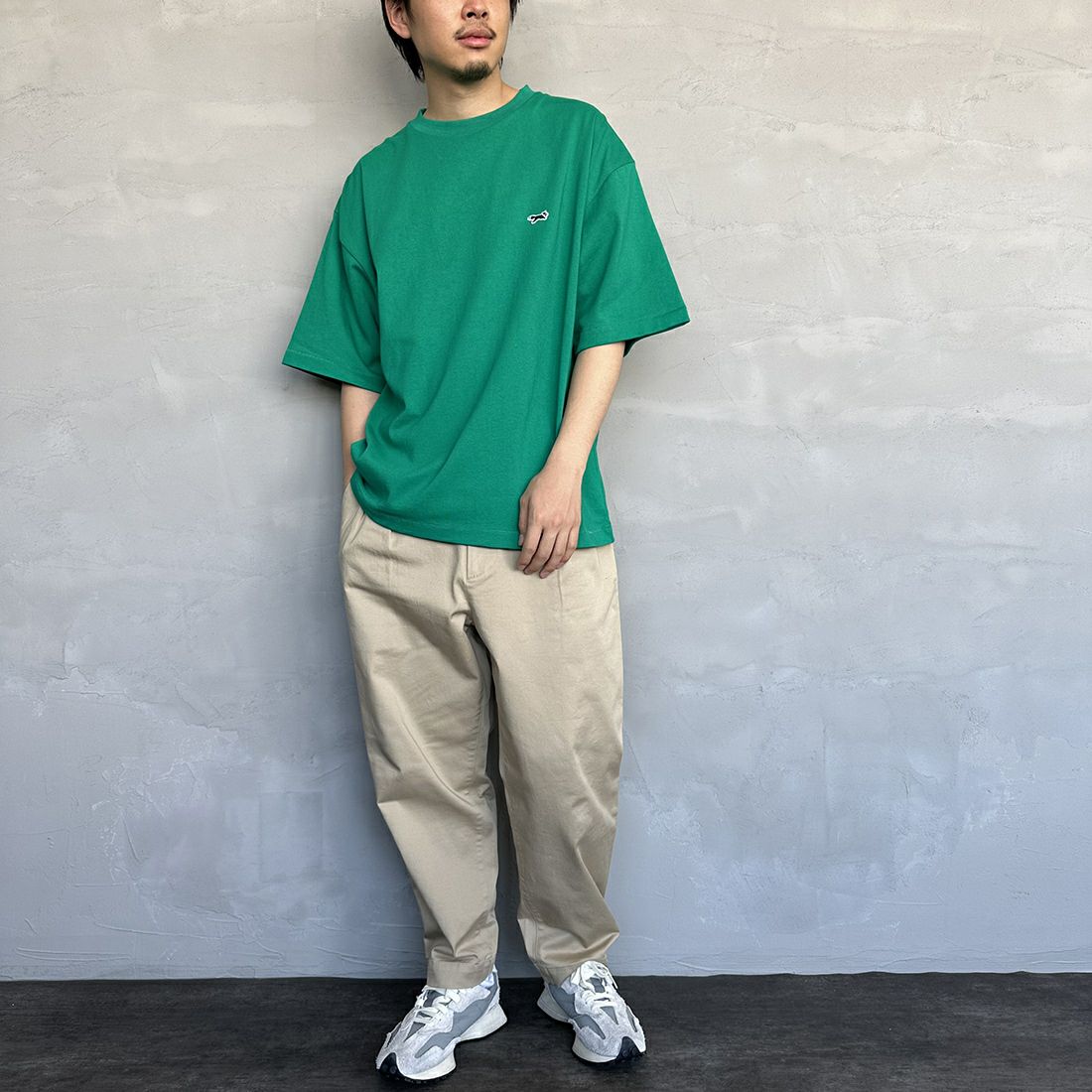 THE FOX [ザフォックス] 別注 ワンポイントロゴTシャツ [PN23S015-JF] GREEN &&モデル身長：173cm 着用サイズ：M&&