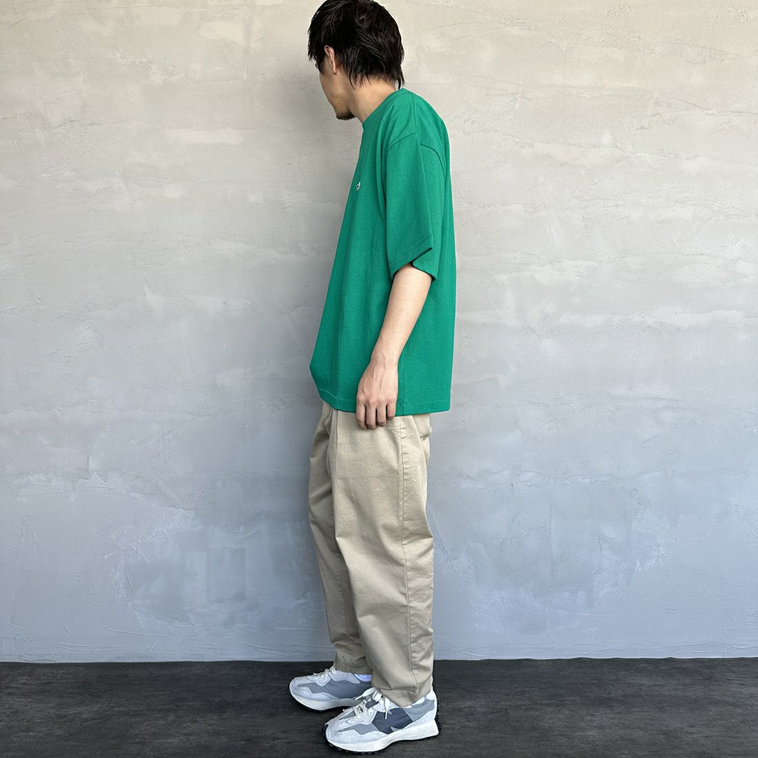 THE FOX [ザフォックス] 別注 ワンポイントロゴTシャツ [PN23S015-JF] GREEN &&モデル身長：173cm 着用サイズ：M&&
