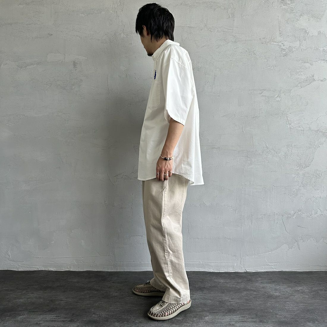 Fanatics [ファナティクス] 別注 MLB ワンポイント刺繍ロゴ ボタンダウンシャツ [ML2123SS0011-JF] LA WHITE &&モデル身長：173cm 着用サイズ：XXL&&