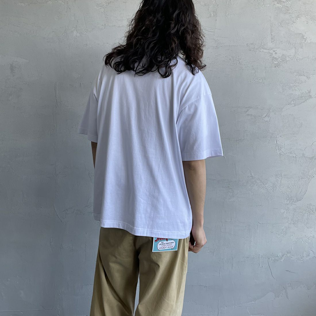 Fanatics [ファナティクス] 別注 MLB 3連ワンポイントロゴ刺繍 ショートスリーブTシャツ [ML0123SS0015-JF] SD WHITE&&モデル身長：173cm 着用サイズ：L&&