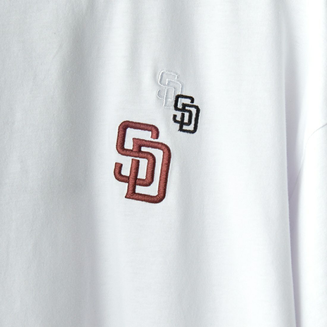 Fanatics [ファナティクス] 別注 MLB 3連ワンポイントロゴ刺繍 ショートスリーブTシャツ [ML0123SS0015-JF] SD WHITE