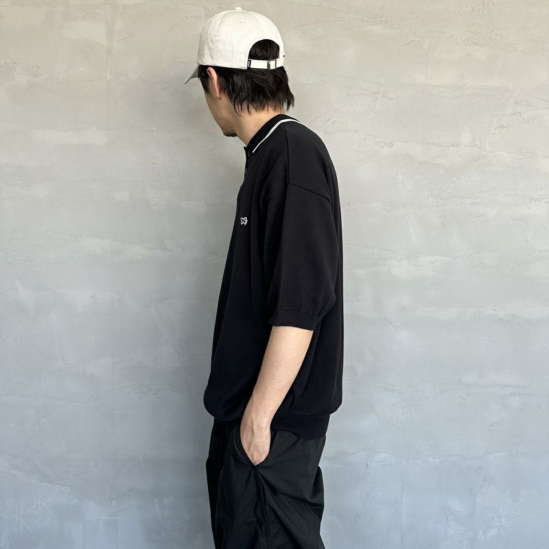 THE FOX [ザフォックス] 別注 ラインポロシャツ [PN23S014-JF] BLACK &&モデル身長：173cm 着用サイズ：L&&