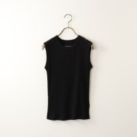04 BLACK