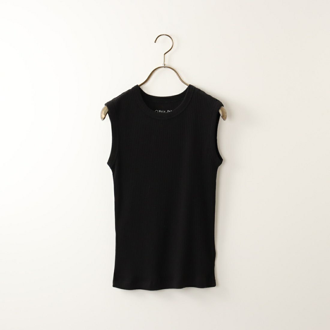 04 BLACK