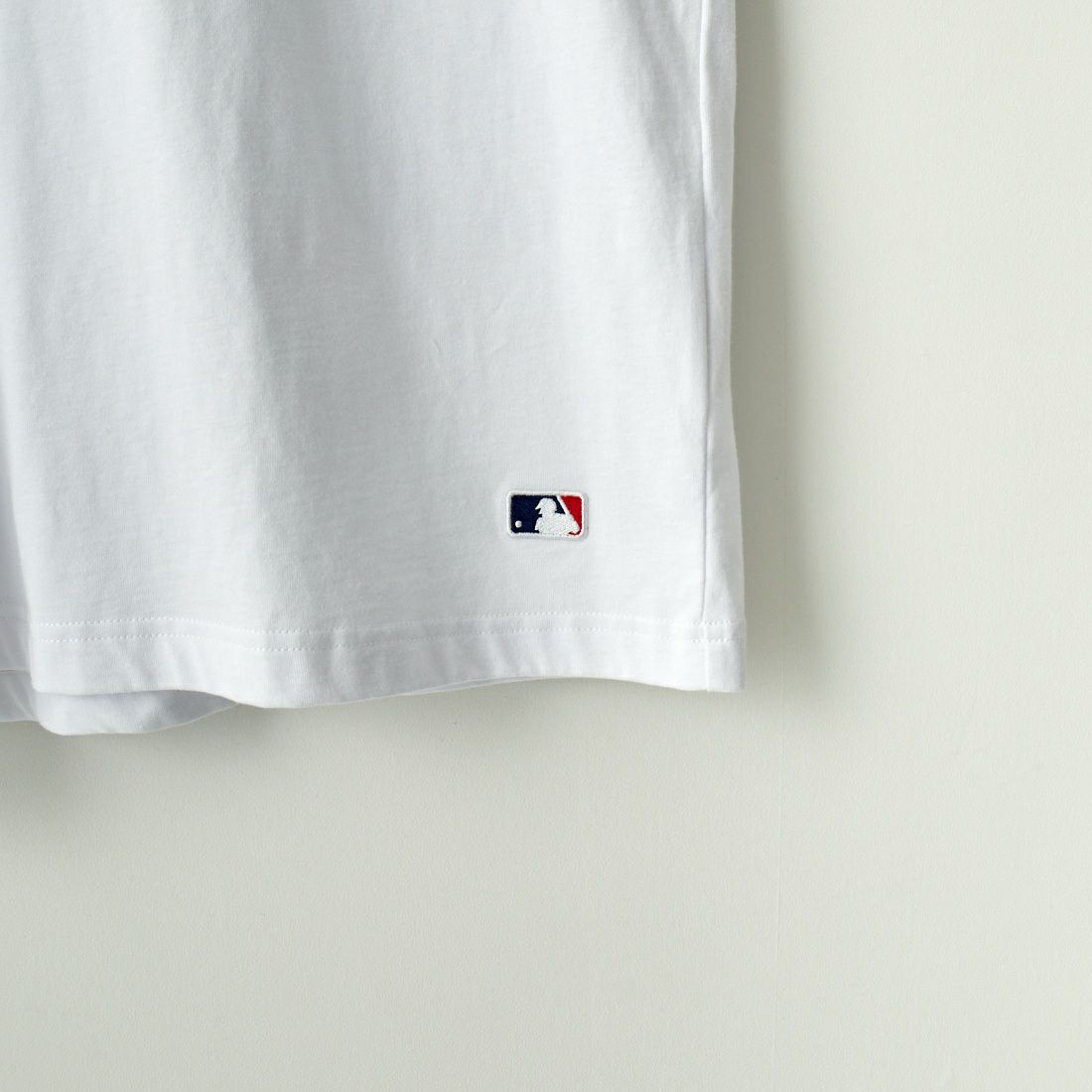Fanatics [ファナティクス] 別注 MLB 3連ワンポイントロゴ刺繍 ショートスリーブTシャツ [ML0123SS0013-JF] LA WHITE