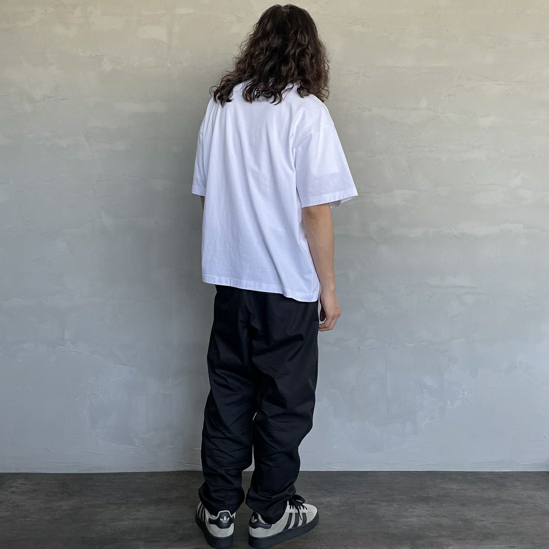 Fanatics [ファナティクス] 別注 MLB 3連ワンポイントロゴ刺繍 ショートスリーブTシャツ [ML0123SS0012-JF] NY WHITE &&モデル身長：173cm 着用サイズ：L&&