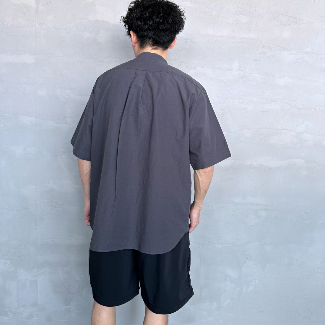 DANTON [ダントン] コットンリネン バンドカラーシャツ [JD-3788SCL] IVORY &&モデル身長：168cm 着用サイズ：42&&