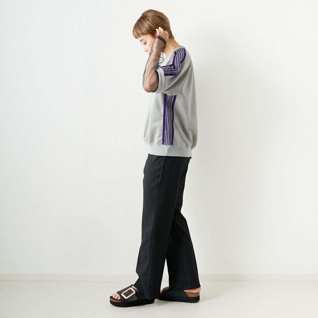 Needles [ニードルズ] 別注 ショートスリーブクルーネックトラックシャツ [MR558-JF] GREY&&モデル身長：160cm 着用サイズ：2&&