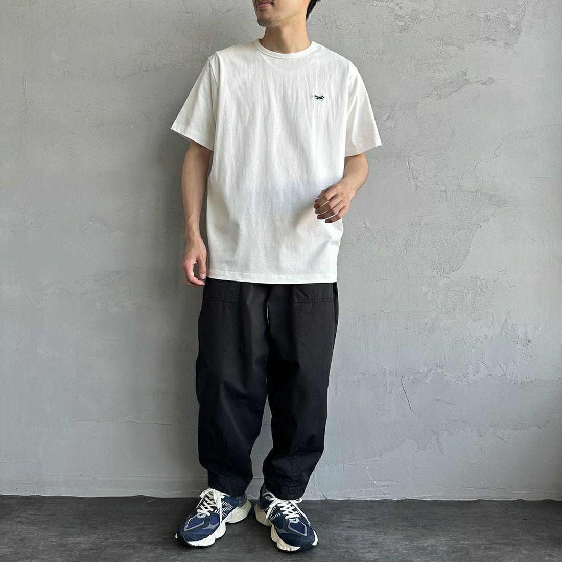 THE FOX [ザフォックス] 別注 ワンポイントロゴ ショートスリーブTシャツ [PN23S016-JF] WHITE &&モデル身長：168cm 着用サイズ：XL&&