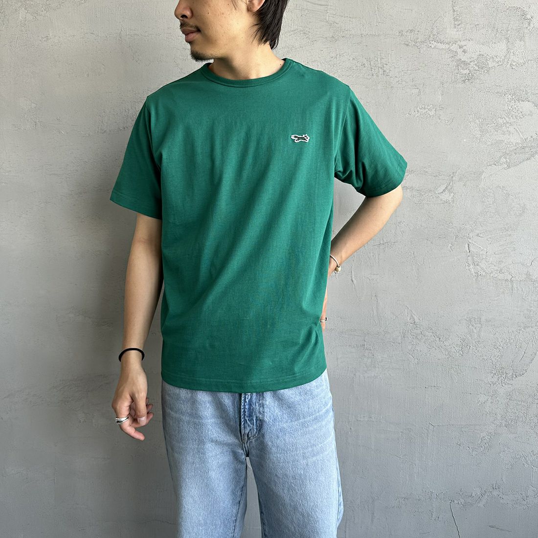 THE FOX [ザフォックス] 別注 ワンポイントロゴ ショートスリーブTシャツ [PN23S016-JF] GREEN &&モデル身長：173cm 着用サイズ：L&&
