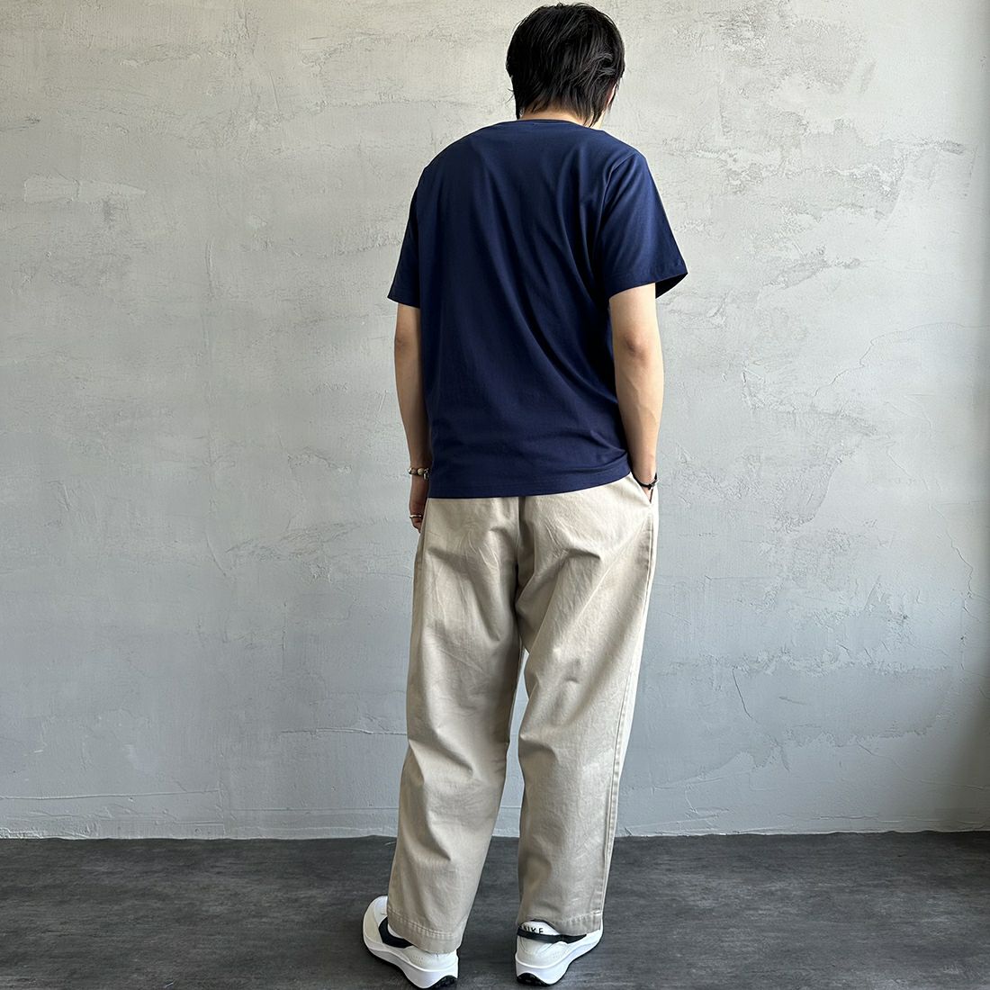 THE FOX [ザフォックス] 別注 ワンポイントロゴ ショートスリーブTシャツ [PN23S016-JF] NAVY &&モデル身長：173cm 着用サイズ：L&&