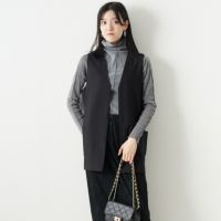 700 BLACK&&モデル身長：168cm 着用サイズ：F&&