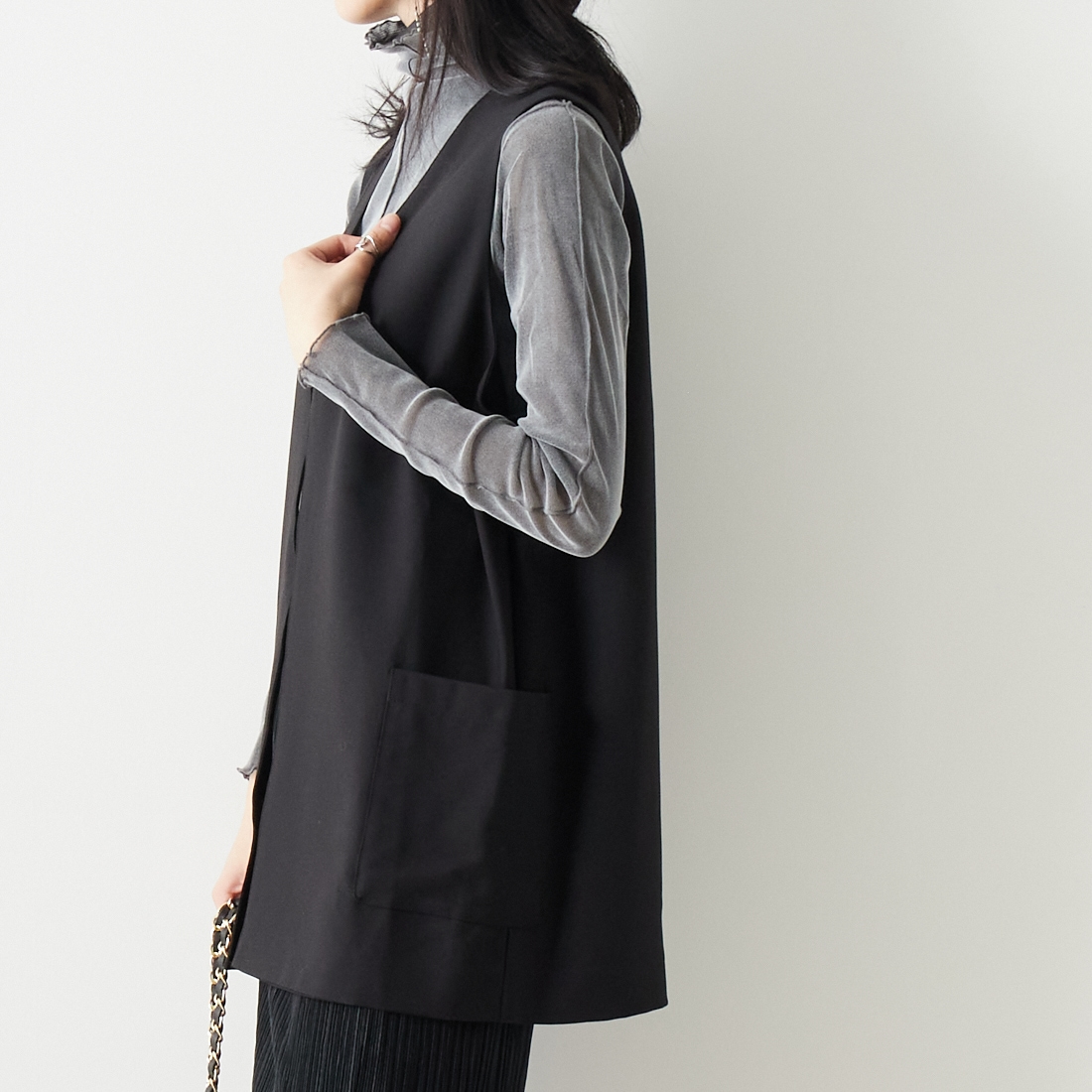 ALLUMER [アリュメール] コットンレーヨンミドルレングスジレ [8254615] 700 BLACK