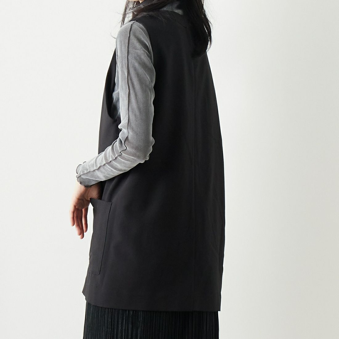 ALLUMER [アリュメール] コットンレーヨンミドルレングスジレ [8254615] 700 BLACK