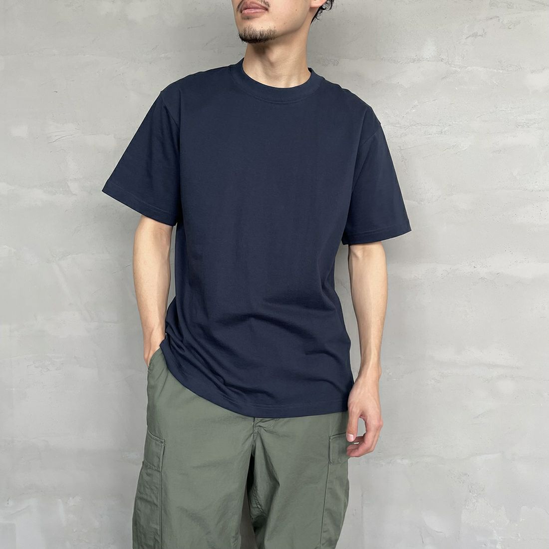 Hanes [ヘインズ] BEEFY ショートスリーブTシャツ [H5180] 370 ﾈｲﾋﾞｰ &&モデル身長：168cm 着用サイズ：L&&