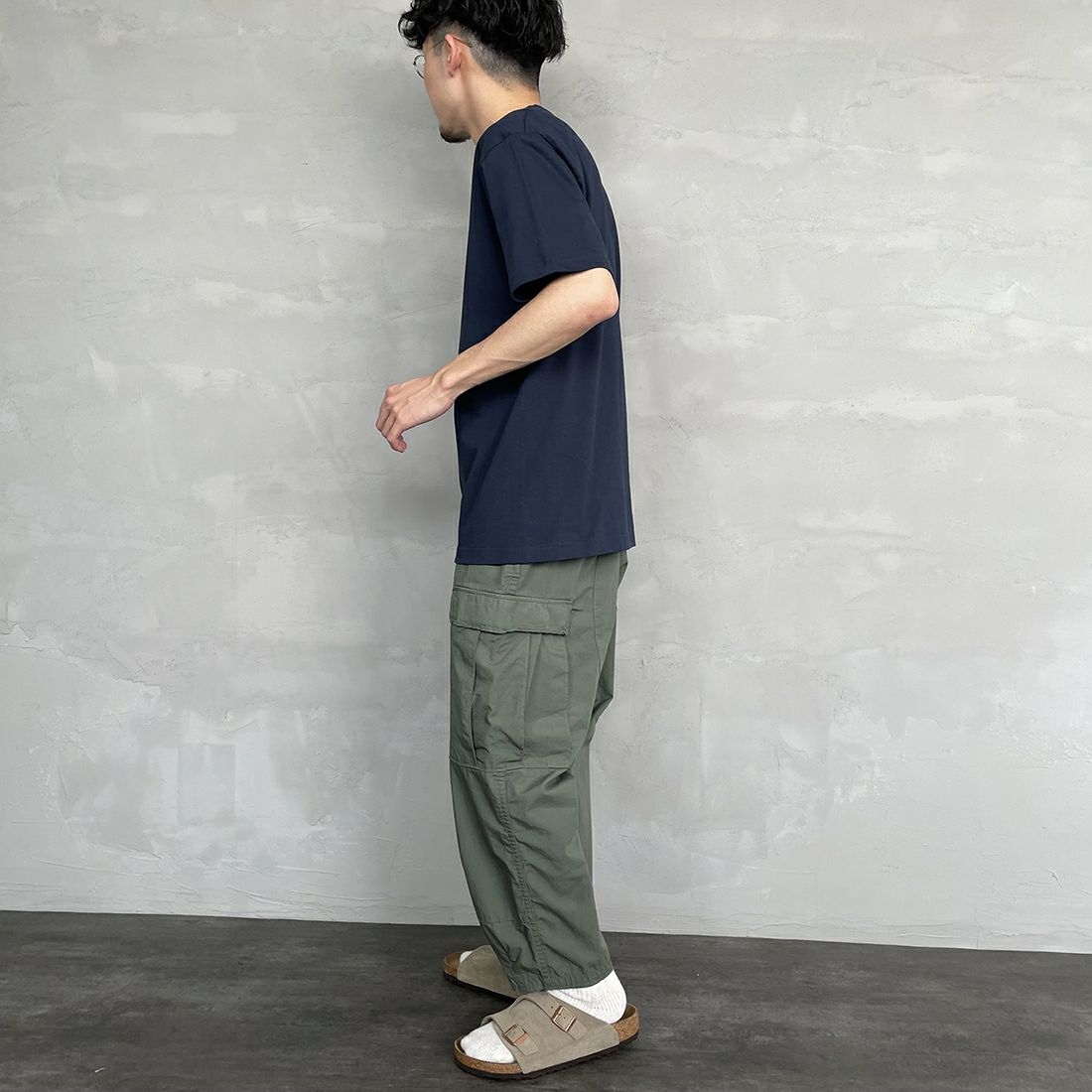 Hanes [ヘインズ] BEEFY ショートスリーブTシャツ [H5180] 370 ﾈｲﾋﾞｰ &&モデル身長：168cm 着用サイズ：L&&