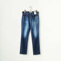 226 D.BLUE