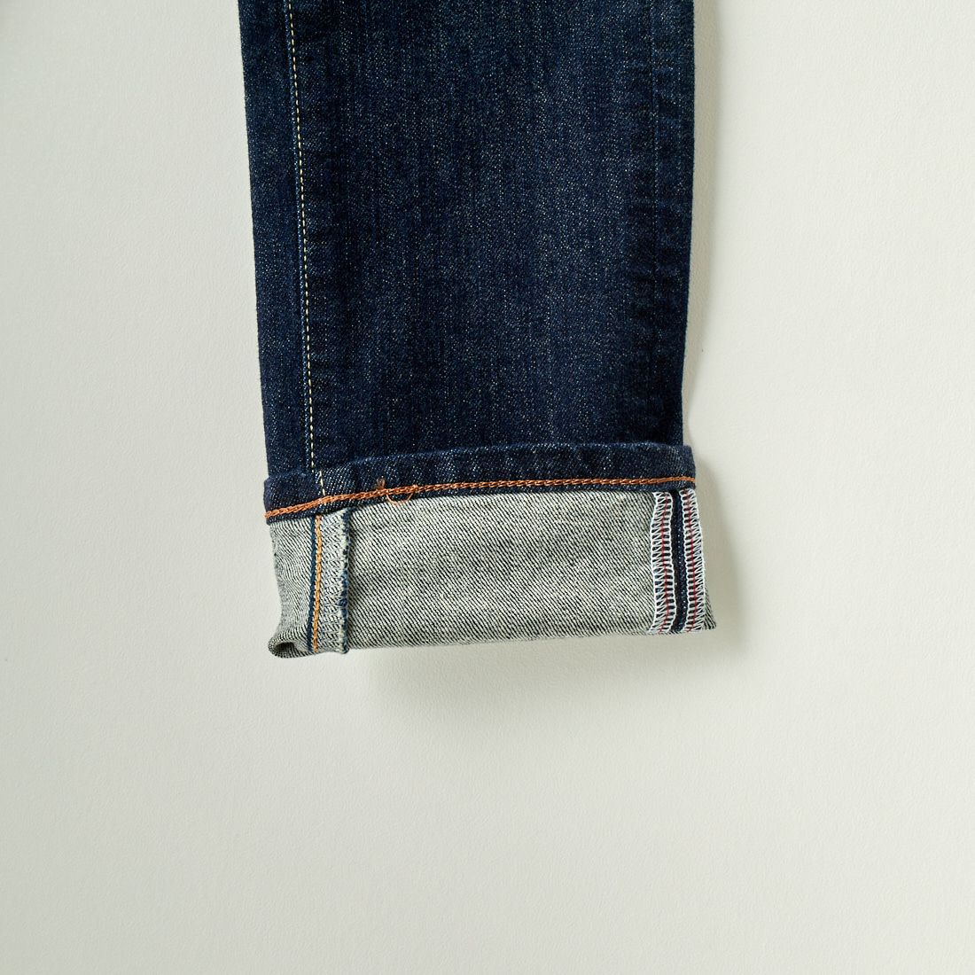 SOMETHING [サムシング] テーパードストレートデニムパンツ [SKY38] 226 D.BLUE