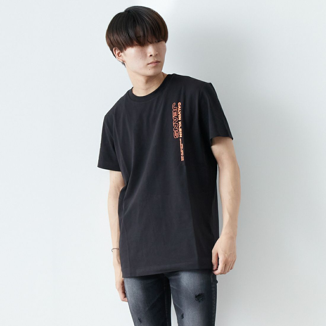 Calvin Klein Jeans [カルバンクライン ジーンズ] アウトラインロゴTシャツ [J30J323925]