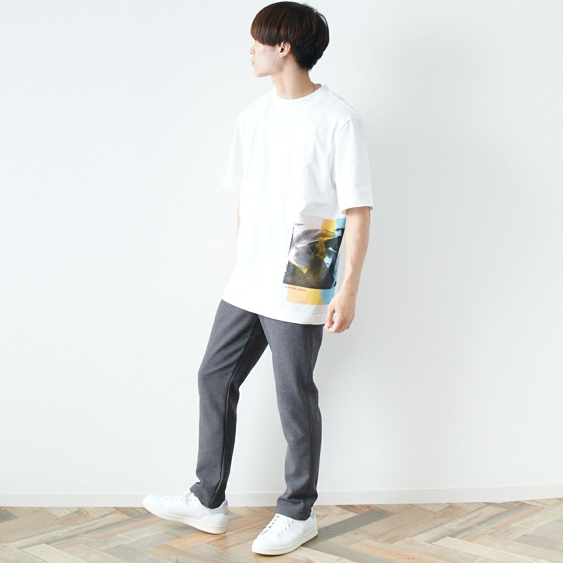 Calvin Klein Jeans [カルバンクライン ジーンズ] マルチレイヤード フォトプリントTシャツ [J30J323521] YAF &&モデル身長：169cm 着用サイズ：M&&
