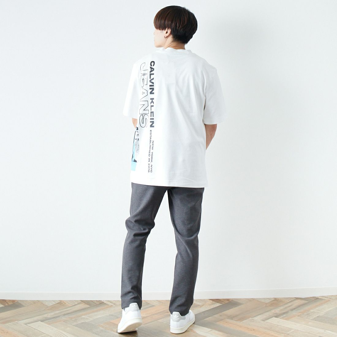 Calvin Klein Jeans [カルバンクライン ジーンズ] マルチレイヤード フォトプリントTシャツ [J30J323521] YAF &&モデル身長：169cm 着用サイズ：M&&