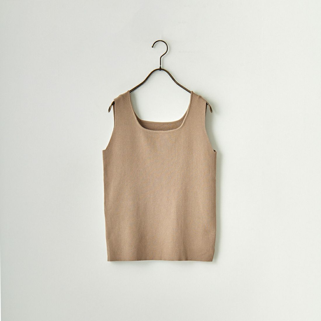 新品未使用】トゥデイフル square knit Tanktop！！ベージュ