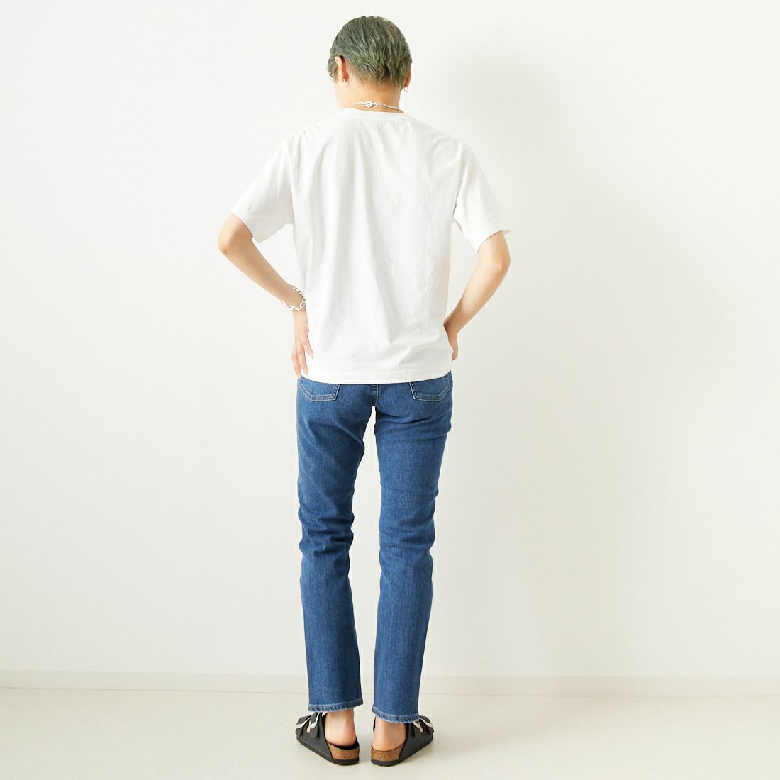 RED CARD TOKYO [レッドカード トーキョー] LIBERTY HR ストレートデニムパンツ [49232101CMD]｜ジーンズファクトリー公式通販サイト  - JEANS FACTORY Online Shop