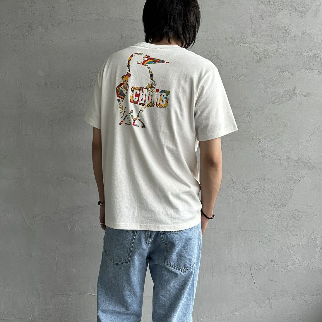 CHUMS [チャムス] ブービーロゴレインボーアイランズTシャツ [CH01-2389] W001 WHITE&&モデル身長：173cm 着用サイズ：M&&