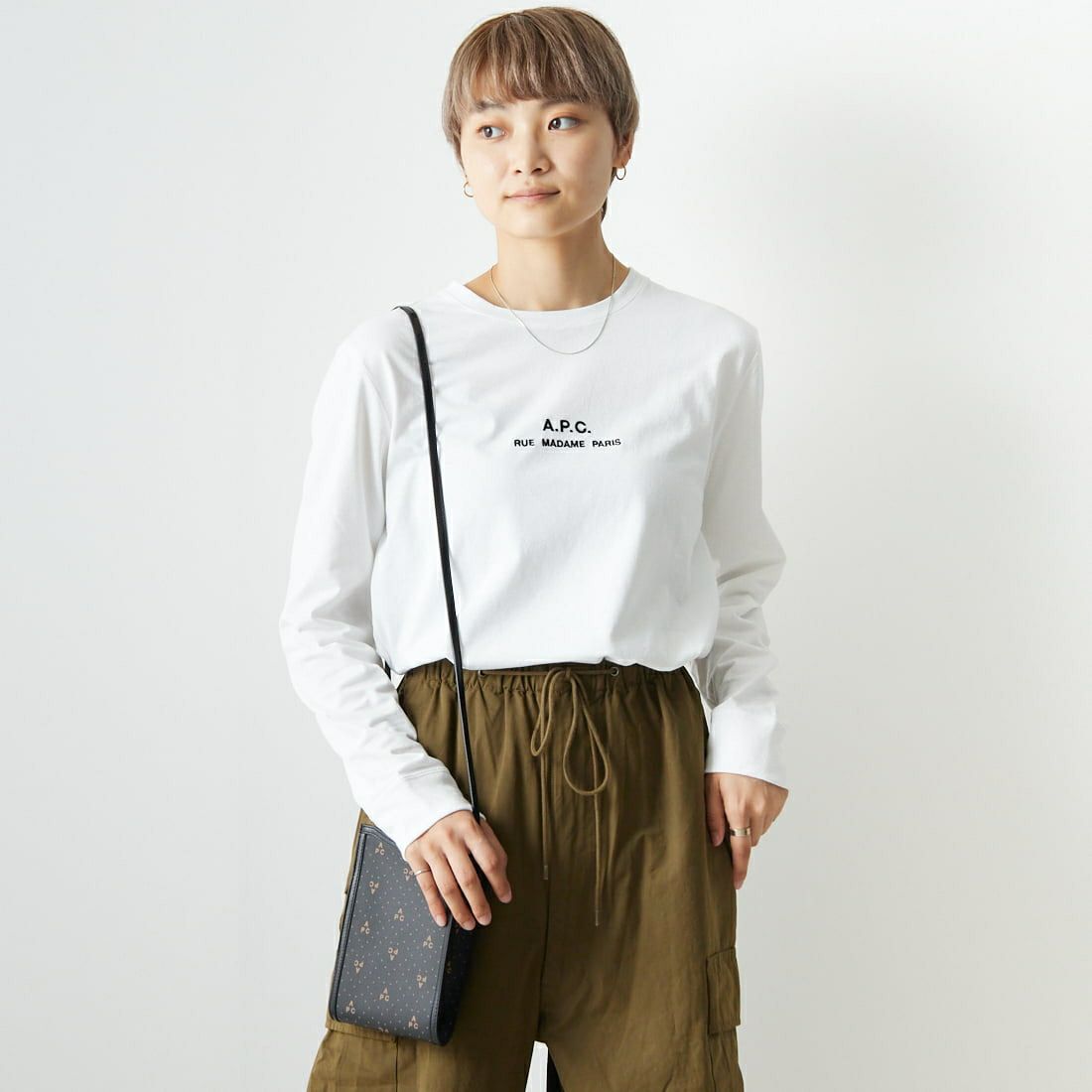 A.P.C. [アー・ペー・セー] ロゴ刺繍 ロングスリーブTシャツ [PETITE-RUE-MADAME-H]