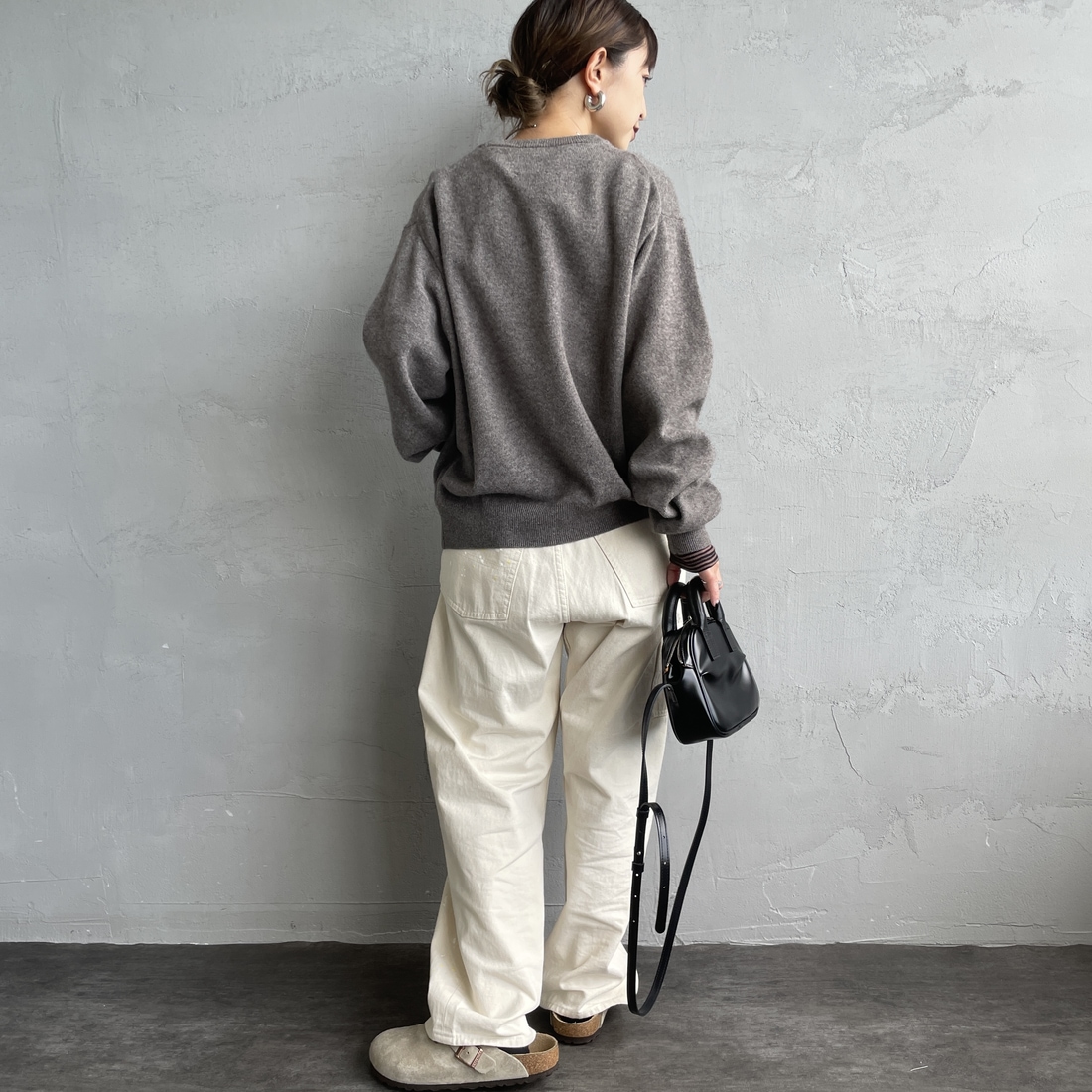 DANTON [ダントン] クルーネックプルオーバーニット [DT-D0027LMW] TAUPE &&モデル身長：150cm 着用サイズ：38&&