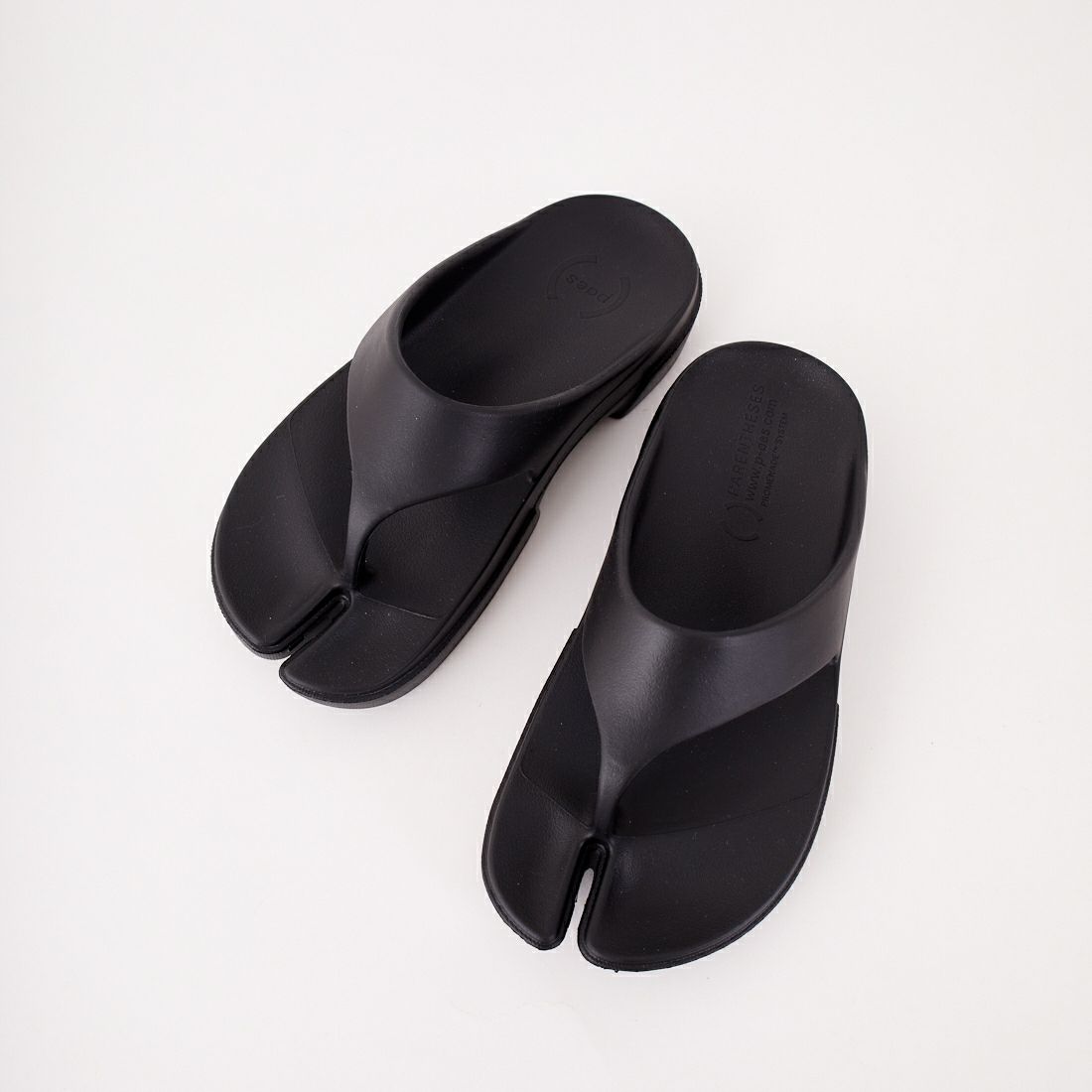 PAES [ペイズ] リカバリーサンダル [FLIP-FLOP] BLACK