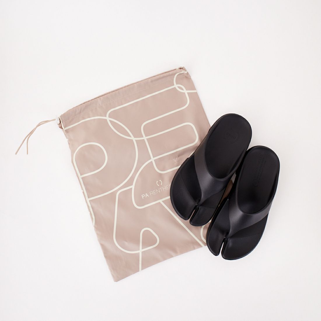 PAES [ペイズ] リカバリーサンダル [FLIP-FLOP] BLACK