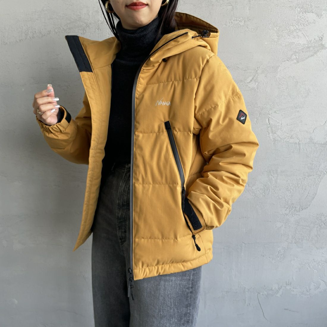 YELLOW&&モデル身長：163cm 着用サイズ：XS&&