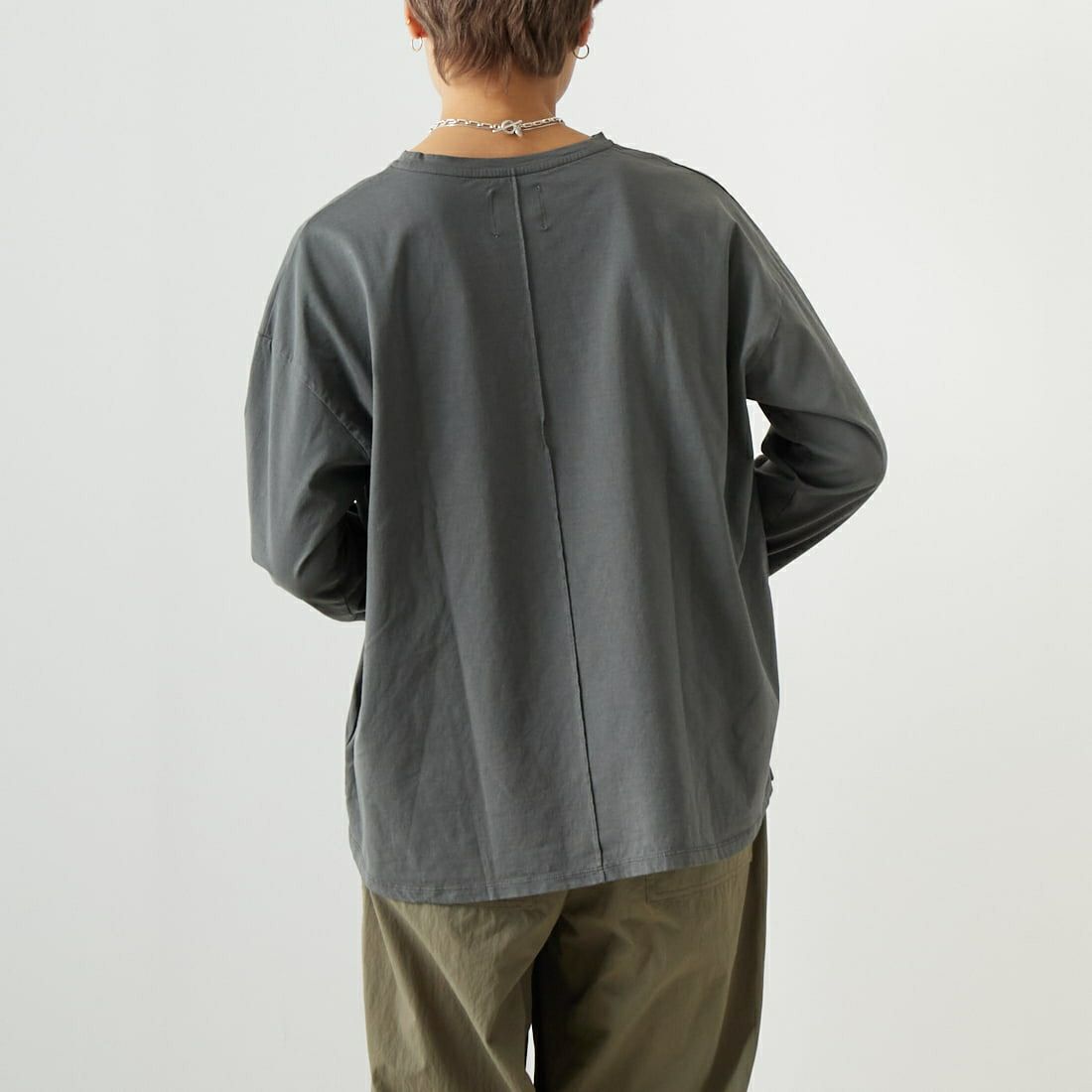 MICA&DEAL [マイカアンドディール] CHAMPLAN ロゴプリントTシャツ [0123309172] GRAY &&モデル身長：160cm 着用サイズ：F&&
