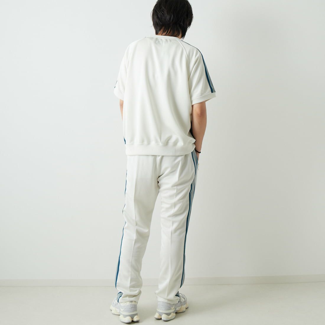 Needles [ニードルズ] 別注 ナロートラックパンツ [MR561-JF] ICE WHITE &&モデル身長：173cm 着用サイズ：M&&