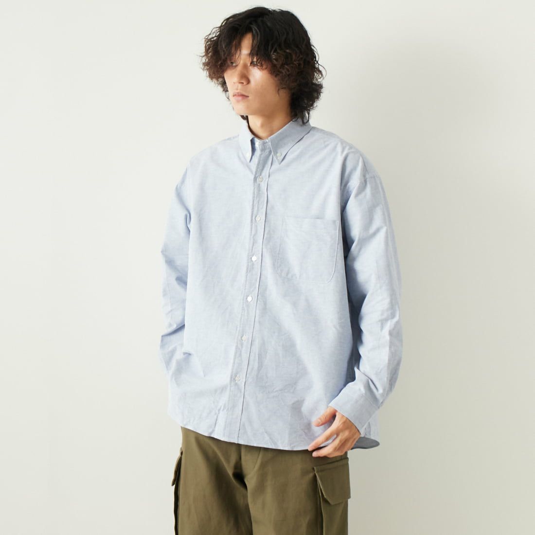 220 BLUE&&モデル身長：180cm 着用サイズ：L&&