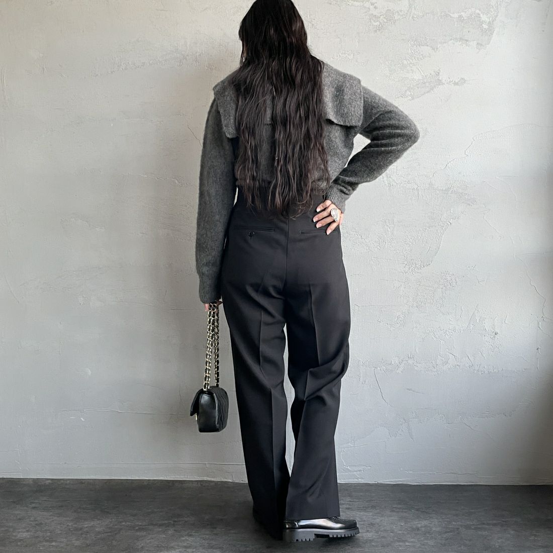 THE SHINZONE [ザ シンゾーン] クライスラーパンツ [21AMSPA01] 07 BLACK&&モデル身長：156cm 着用サイズ：32&&