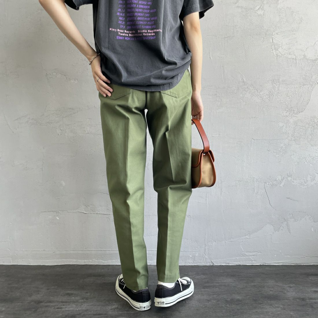 THE SHINZONE [ザ シンゾーン] ベイカーパンツ [15AMSPA18] 62 KHAKI &&モデル身長：160cm 着用サイズ：34&&