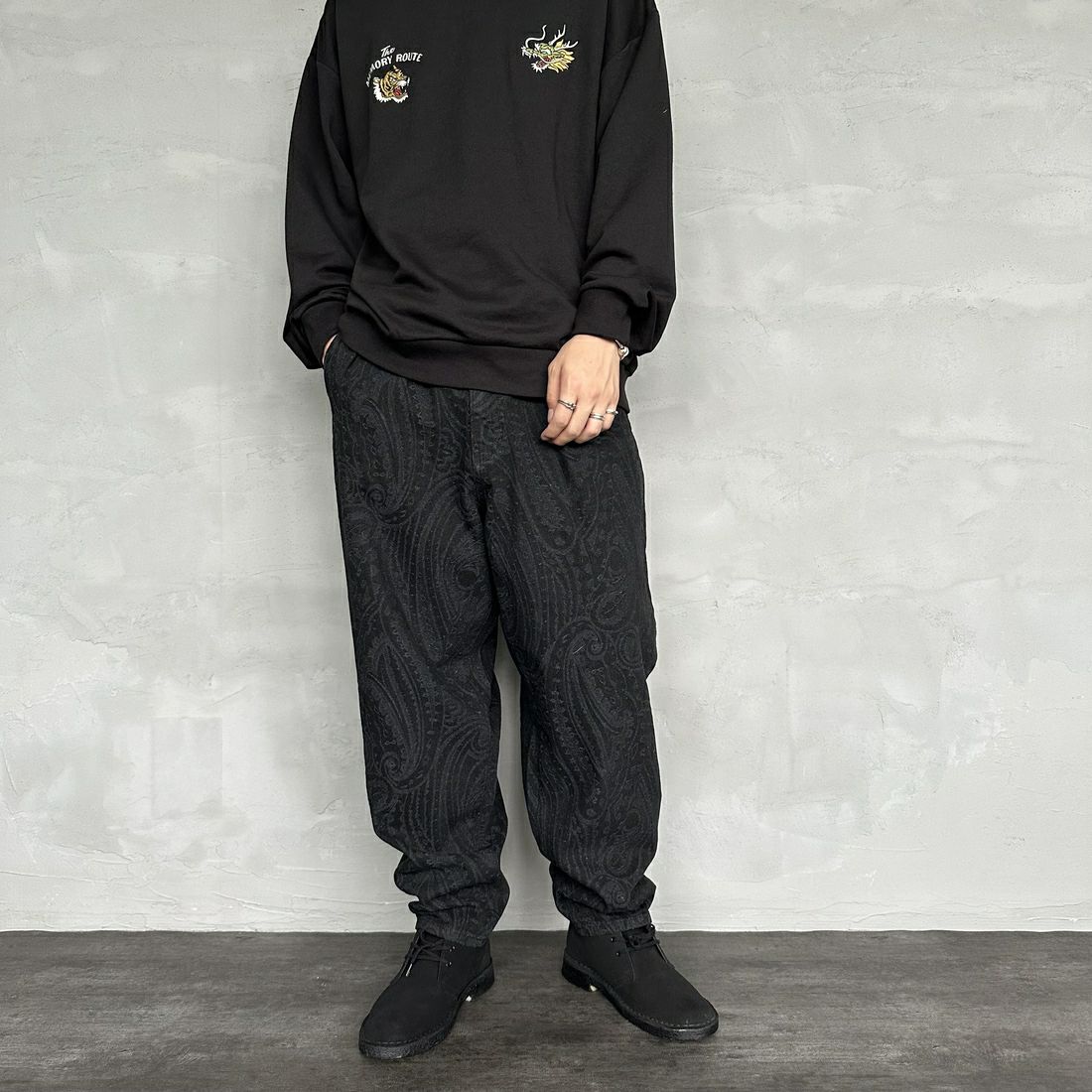 Noir Fabrik [ヌワールファブリック] ペイズリーデニムバルーンパンツ [NF-234-073] BLACK&&モデル身長：173cm 着用サイズ：L&&