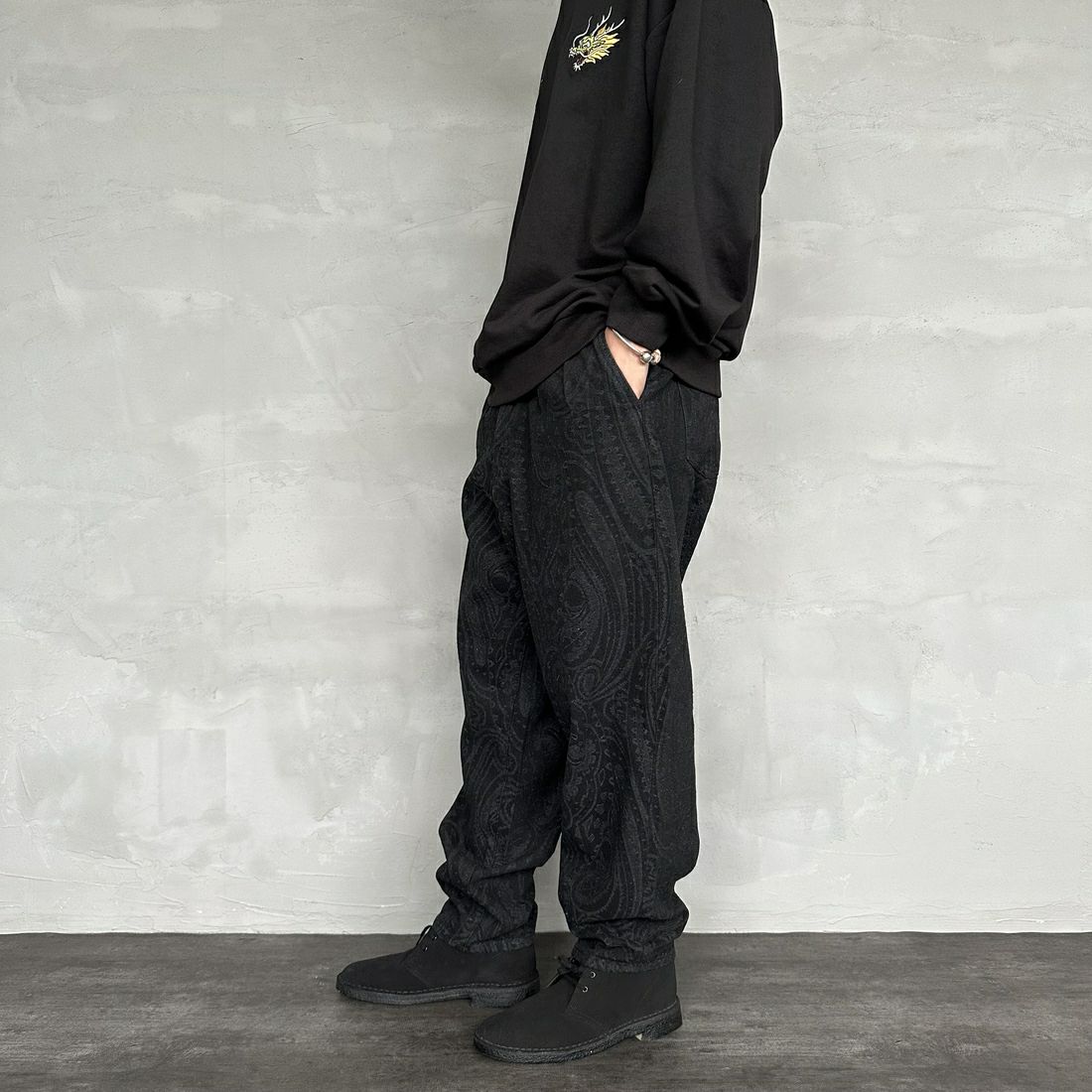 Noir Fabrik [ヌワールファブリック] ペイズリーデニムバルーンパンツ [NF-234-073] BLACK&&モデル身長：173cm 着用サイズ：L&&