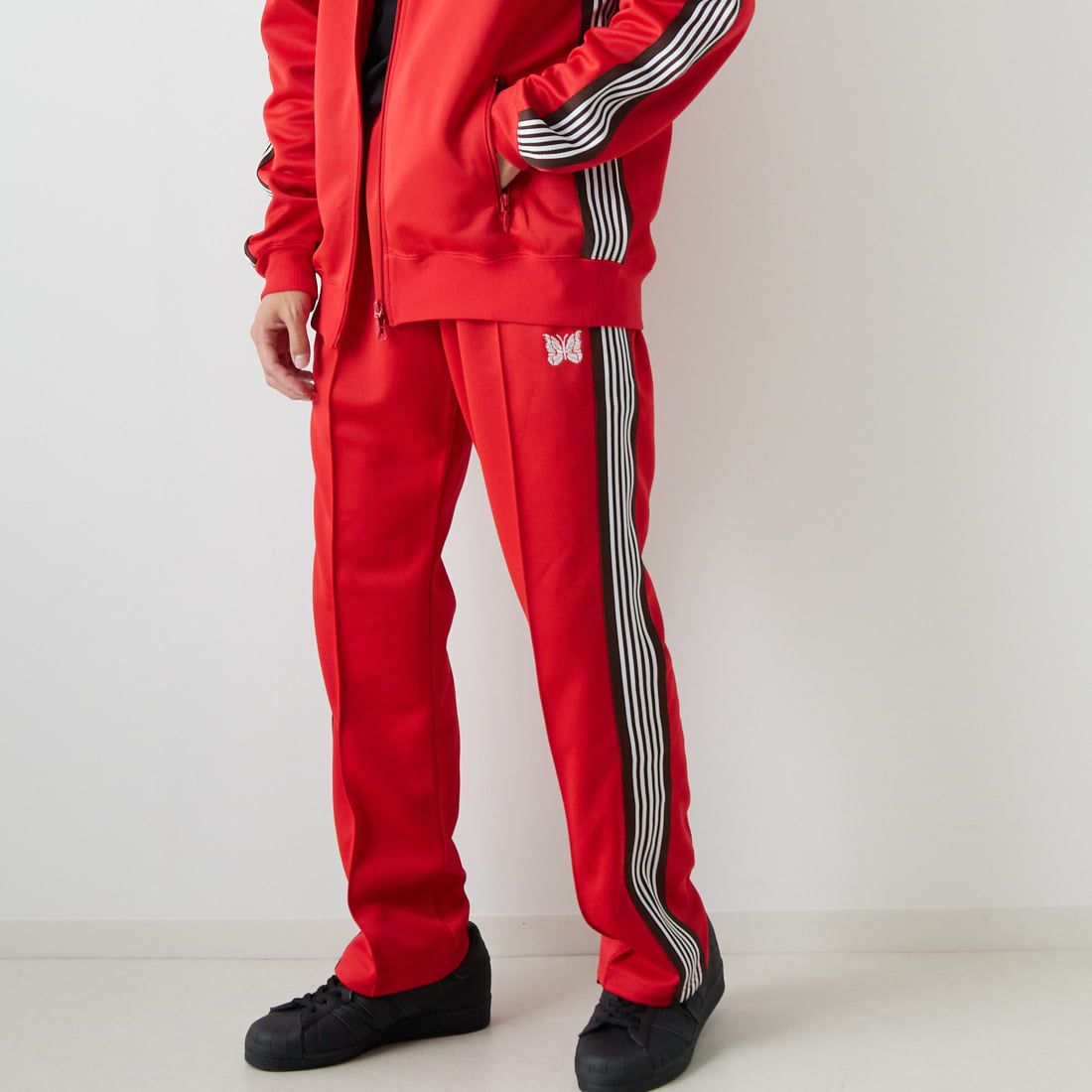 RED&&モデル身長：168cm 着用サイズ：M&&
