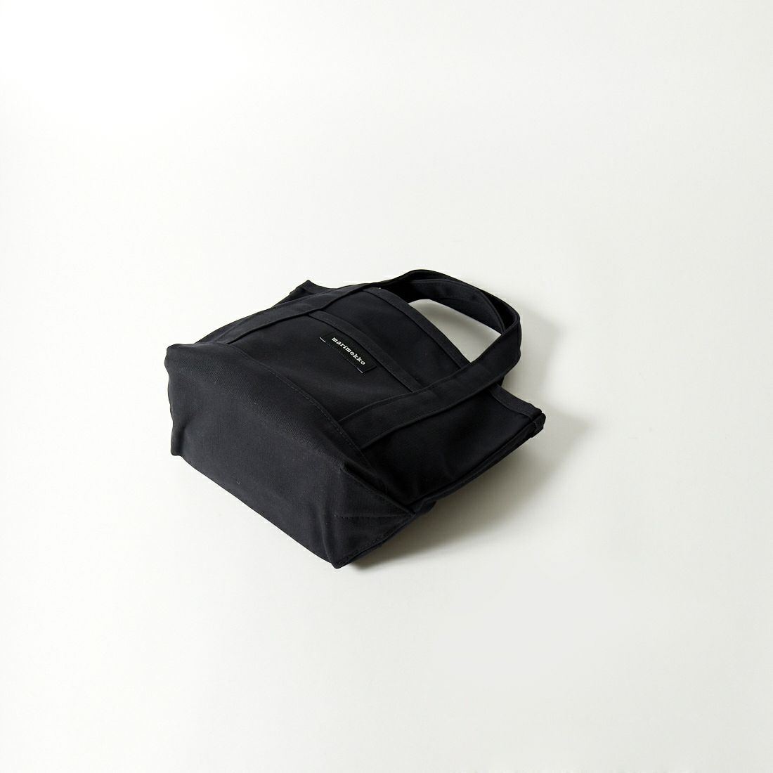 marimekko [マリメッコ] Raide Mini Peruskassi トートバッグ [52169-2-44400] 99 ﾌﾞﾗｯｸ