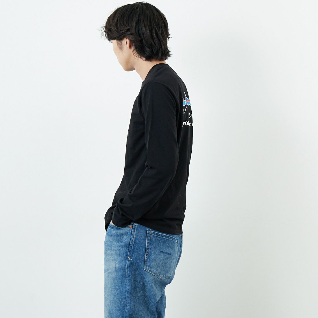 patagonia [パタゴニア] メンズ ロングスリーブ ホームウォータートラウト レスポンシビリティー [37574] BLK &&モデル身長：179cm 着用サイズ：S&&