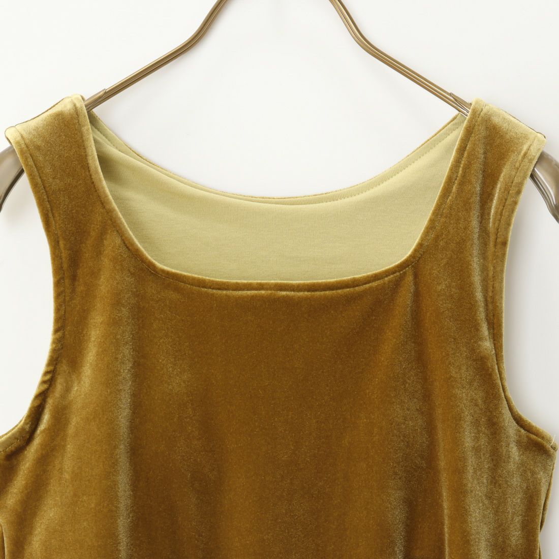 hwyl [ヒュイル] ベロアスクエアタンクトップ [35285610] 33 ﾏｽﾀｰﾄﾞ