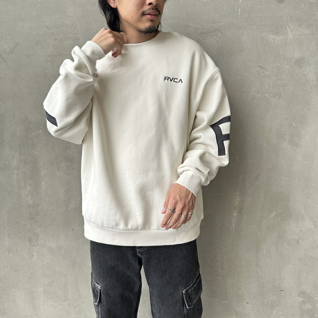 RVCA [ルーカ] FAKE RVCA CR クルーネックトレーナー [BD042-150