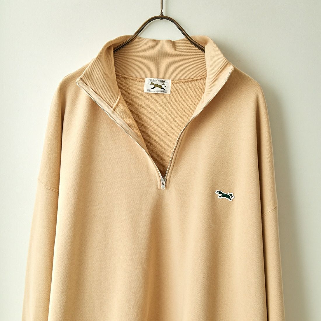 THE FOX [ザフォックス] 別注 ワンポイントロゴ ハーフジップスウェット [PN23F012-JF] SAND