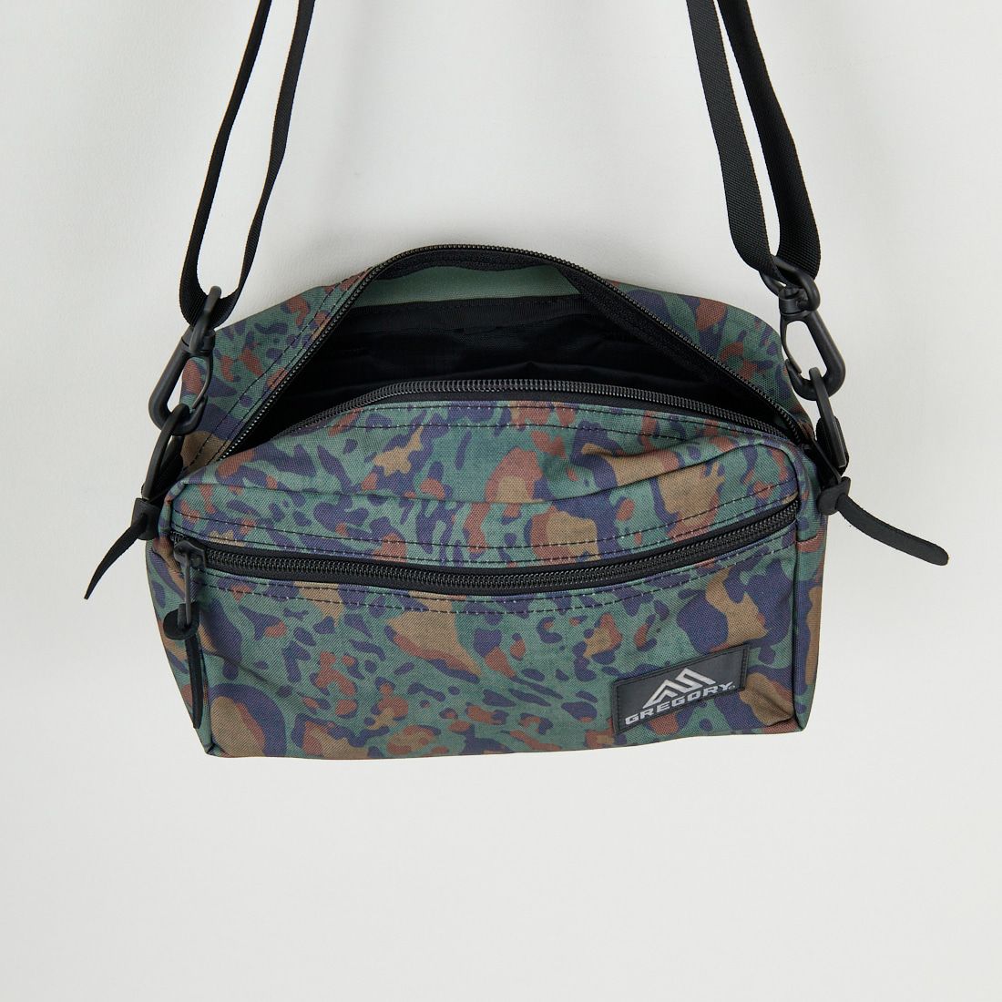 GREGORY [グレゴリー] パテッドショルダーポーチM [PADDED-SHOULDER-M] ﾐﾘﾀﾘｰﾚｵﾊﾟｰ