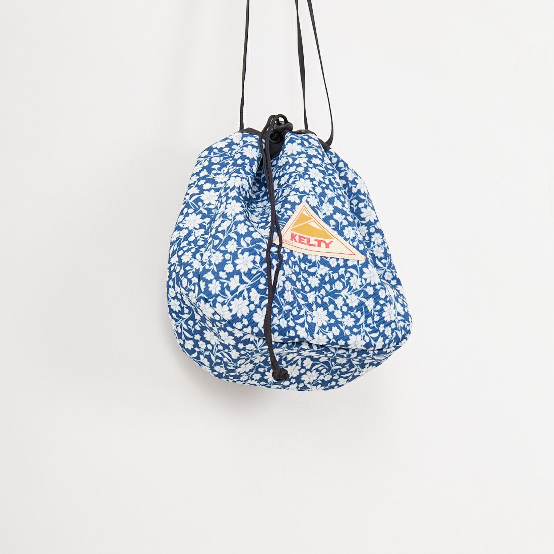 KELTY [ケルティ] DP 巾着ショルダーバッグ [32592431] BLUE FLOWE