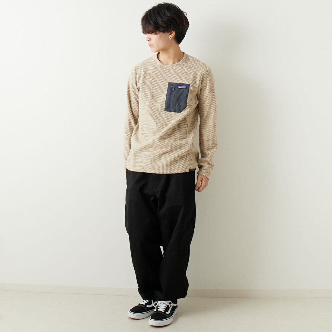 patagonia [パタゴニア] メンズ R1エア クルー [40235]｜ジーンズ